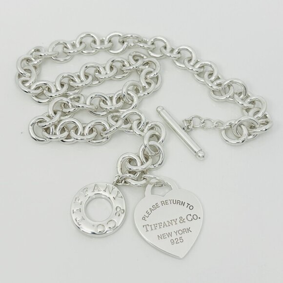 18" Please Return to Tiffany Large Heart Tag Toggle Necklace in Sterling Silver - Picture 2 of 8